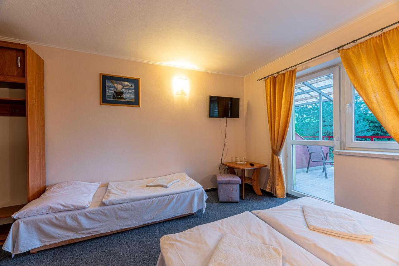 Penzion Adak Hotel Parnica Room photo